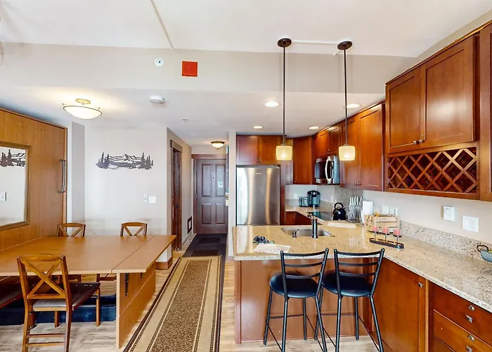 Apartment Village Hideaway
